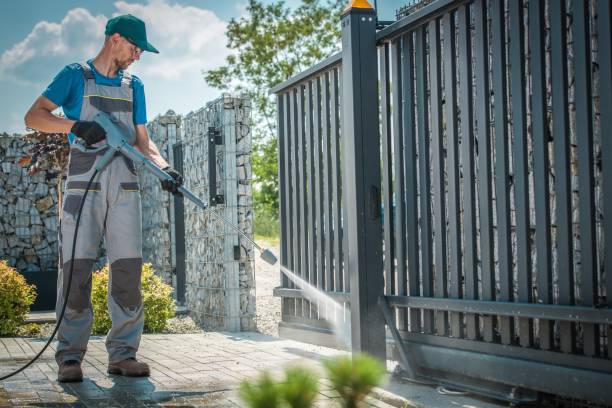 Best Fence Cleaning  in Wauwatosa, WI